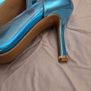 Reaction Kenneth Cole Metallic Blue Heels